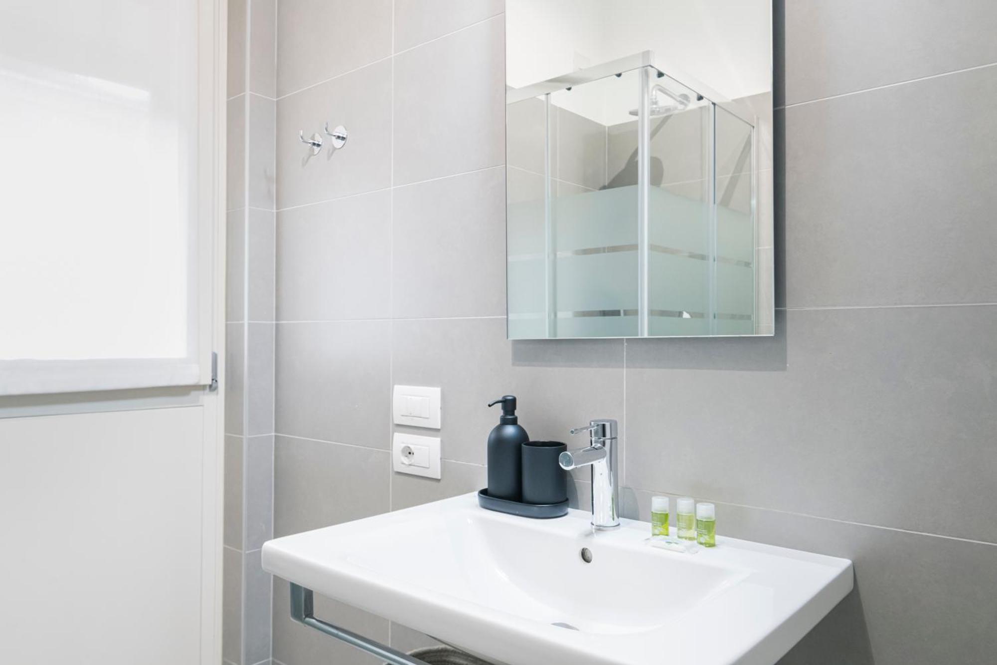 Luxury Apt In Moscova Milan Luaran gambar